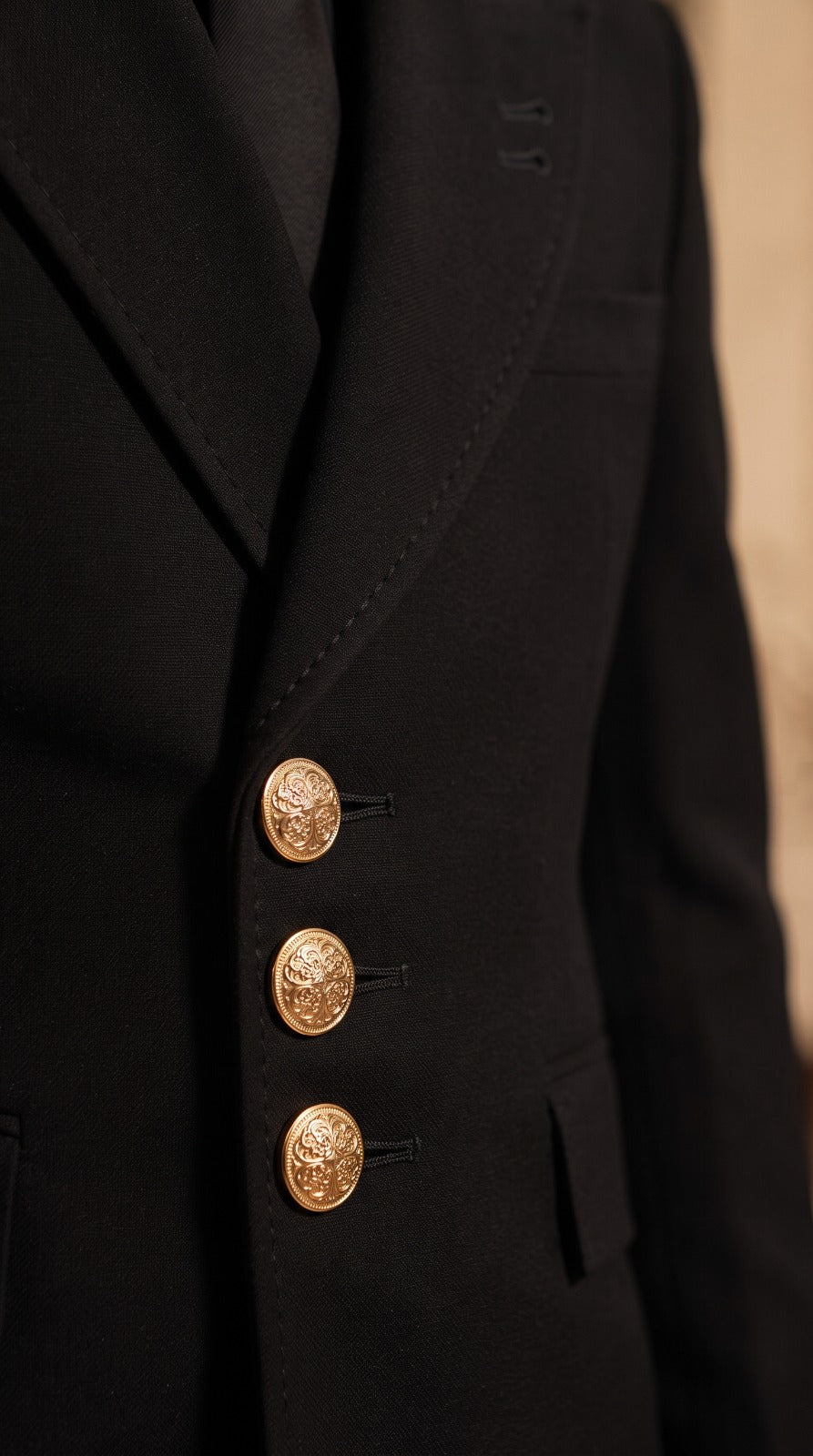 Black Double-Breasted Suit (Gold Buttons)